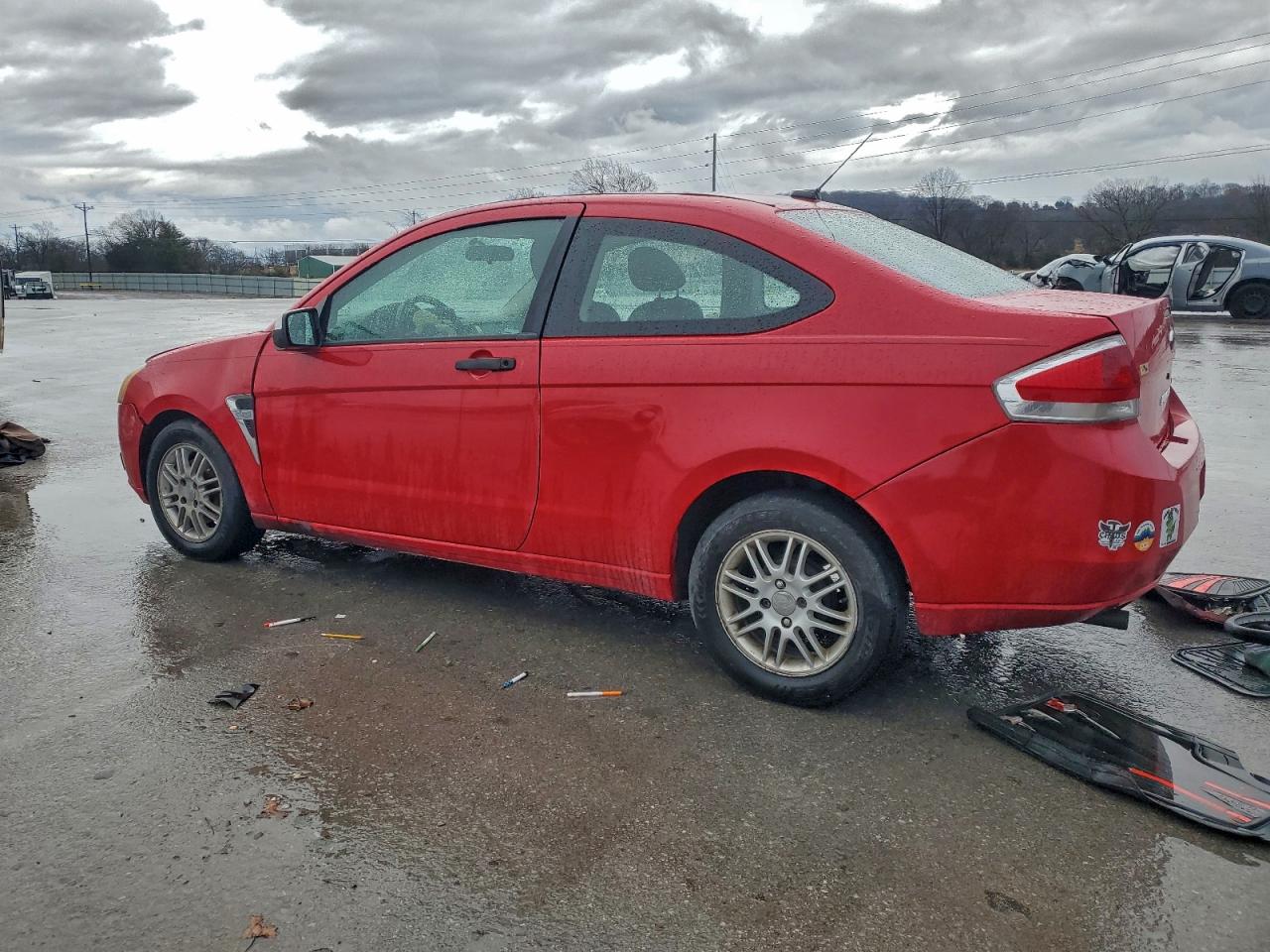 2008 Ford Focus Se VIN: 1FAHP33N78W122392 Lot: 97593905