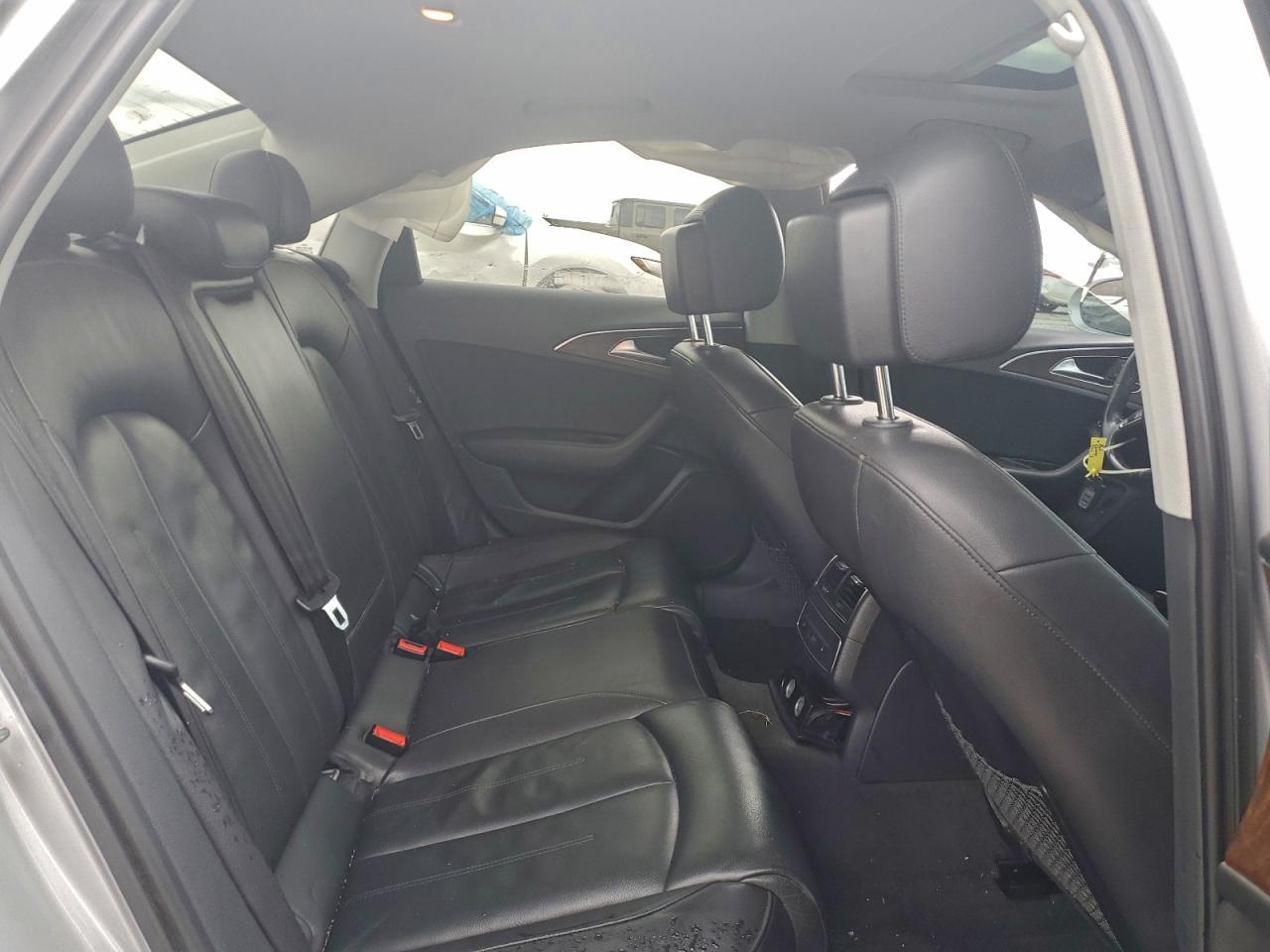 Фото: WAUGFAFC2EN024621