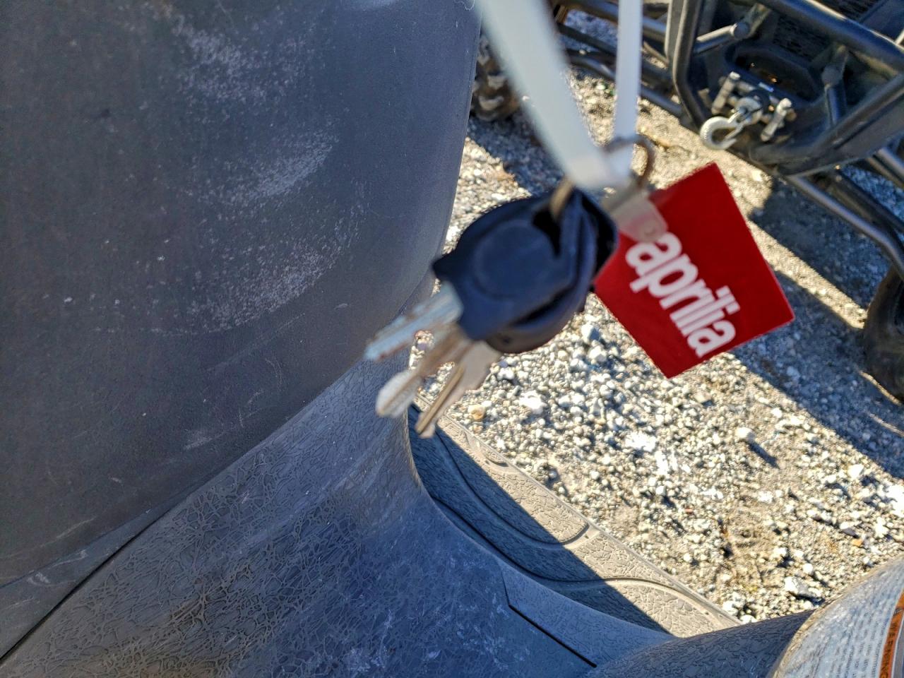 2002 Aprilia Scarabeo 150 VIN: ZD4PCB0012S001817 Lot: 94820795