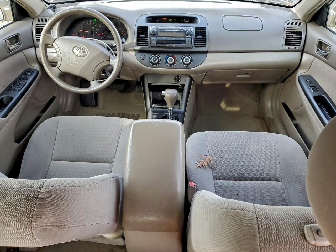 2006 Toyota Camry Le VIN: 4T1BE32K46U738052 Lot: 96002635