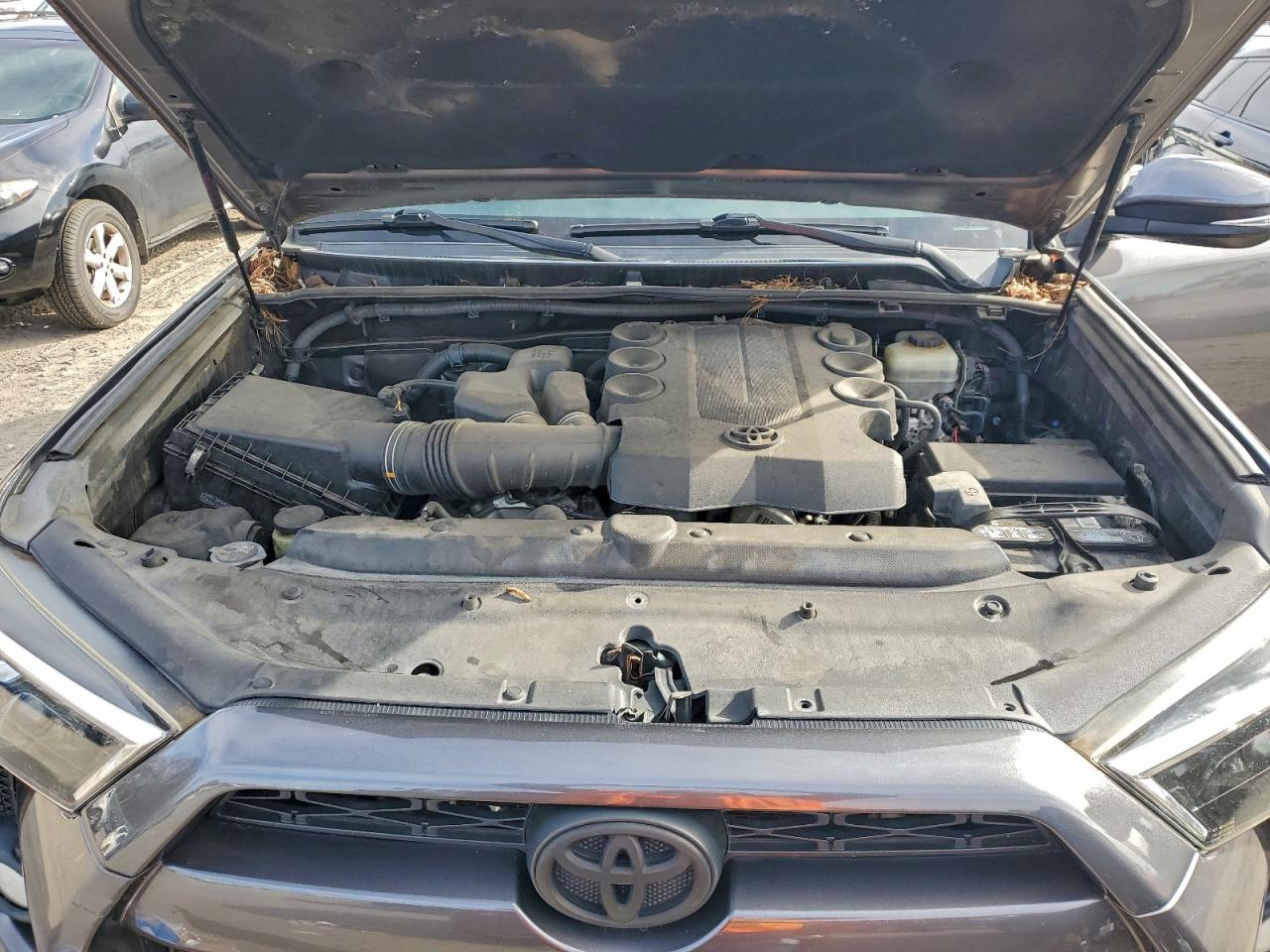 2015 Toyota 4Runner Sr5/Sr5 Premium VIN: JTEBU5JR1F5232525 Lot: 95520885