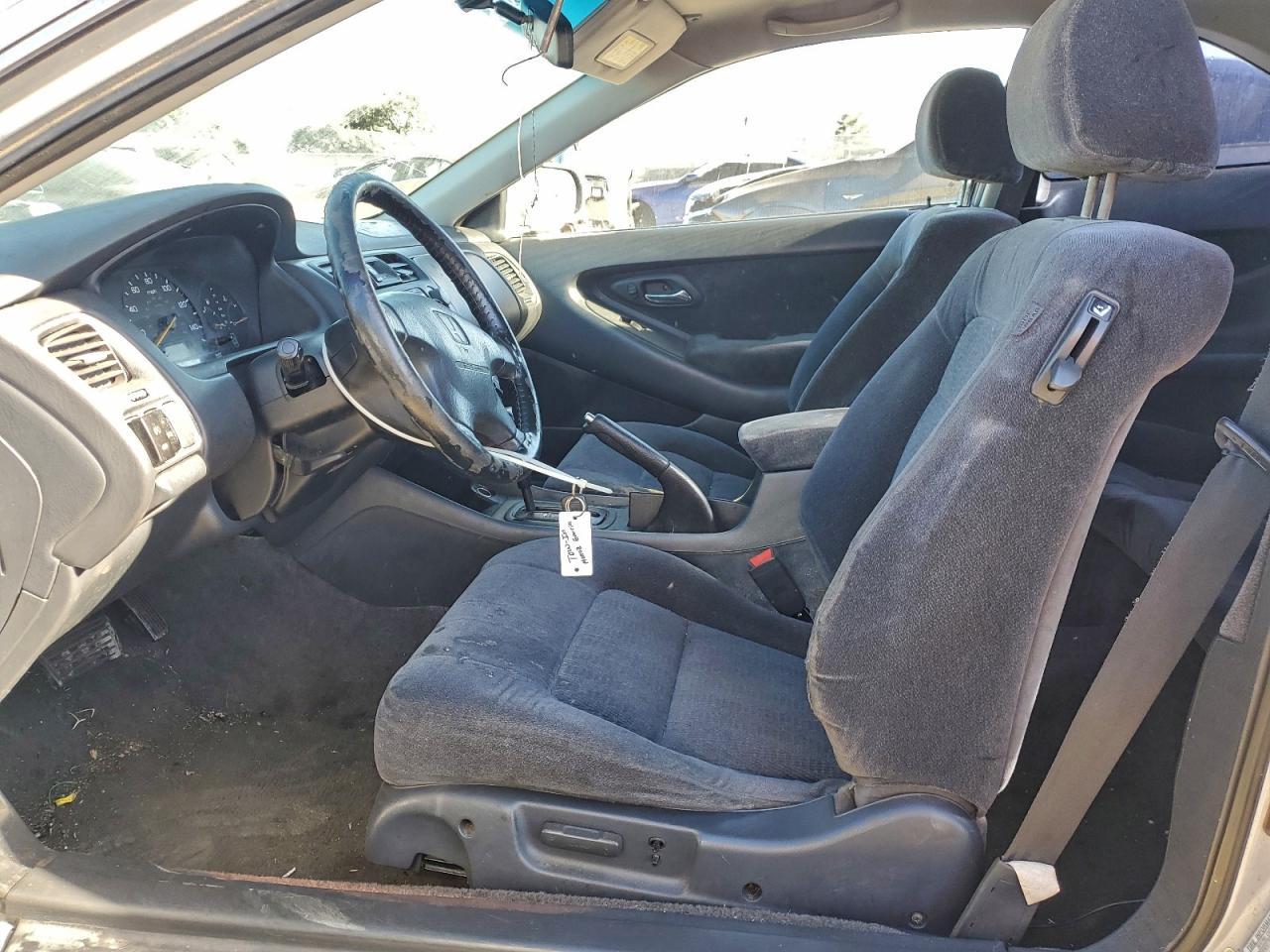 2000 Honda Accord Lx VIN: 1HGCG2244YA039122 Lot: 94147545