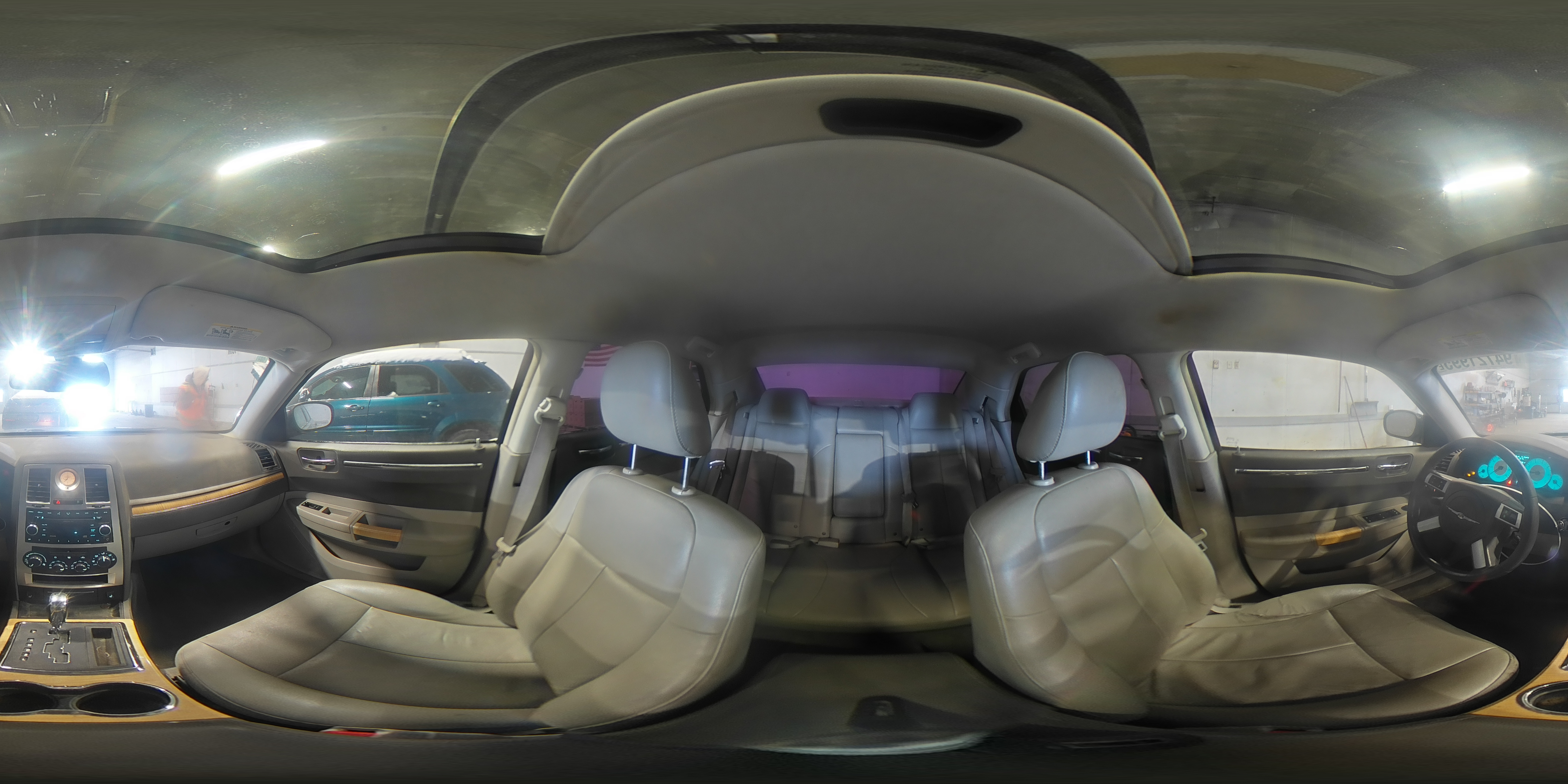 2008 Chrysler 300 Limited VIN: 2C3KA33G88H180856 Lot: 94721995