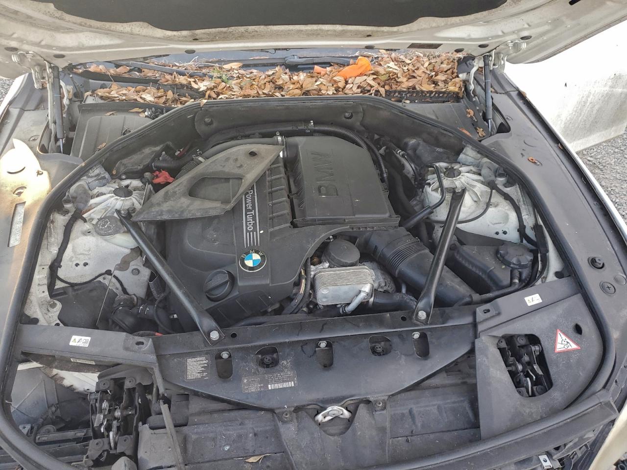 Фото: WBAYE4C57ED138327