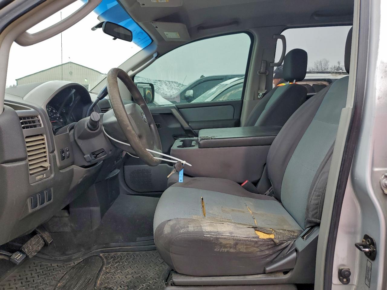 2004 Nissan Titan Xe VIN: 1N6AA07B74N569636 Lot: 94685055