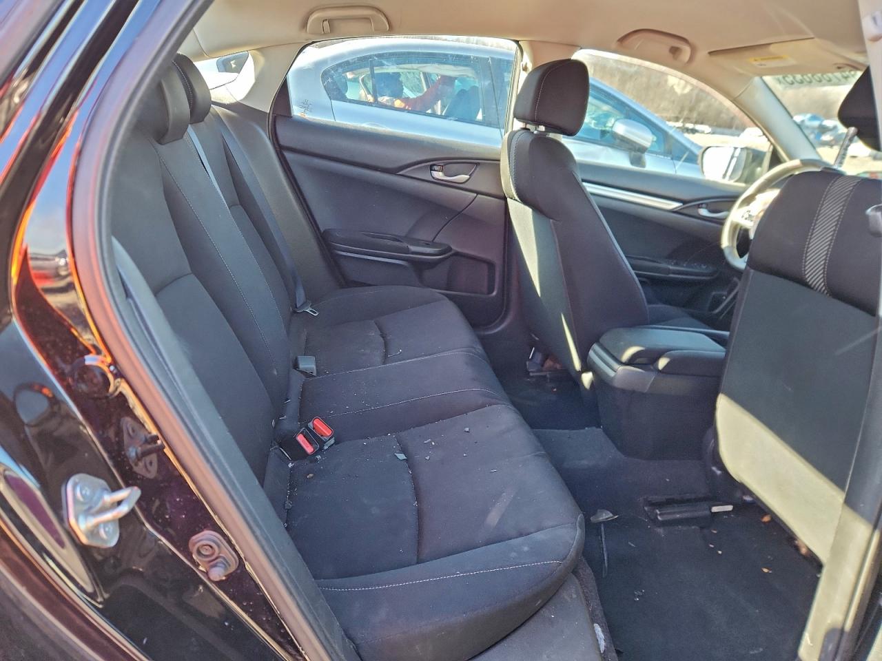 2018 Honda Civic Lx VIN: 2HGFC2F5XJH604833 Lot: 96681665