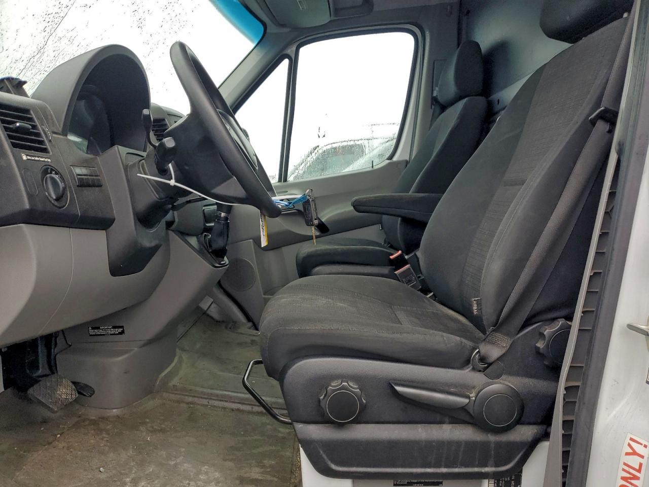 2018 Mercedes-Benz Sprinter 2500 VIN: WD3PE8CD3JP621202 Lot: 95878715