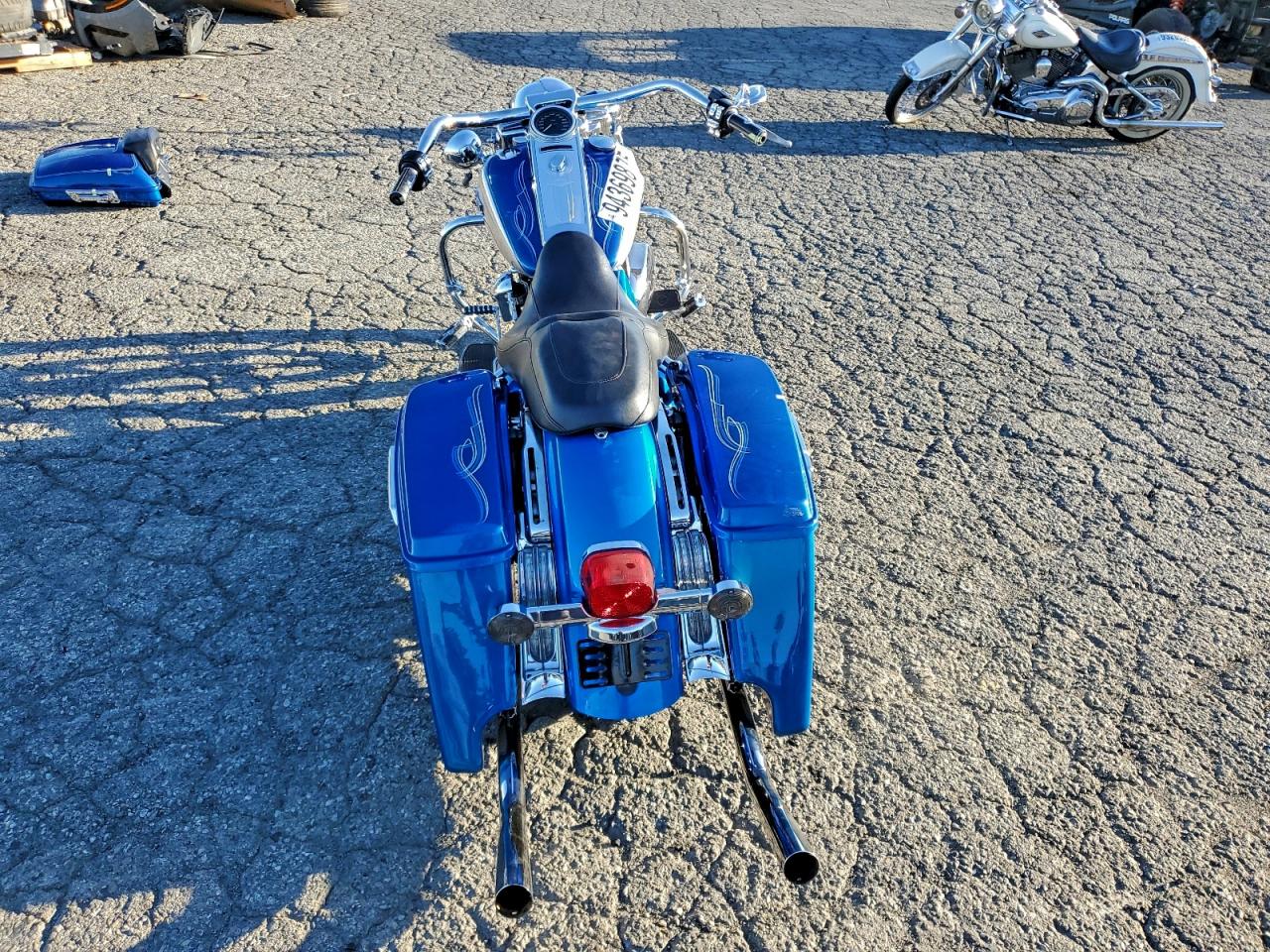 2018 Harley-Davidson Flhr Road King VIN: 1HD1FBC10JB682367 Lot: 94369875