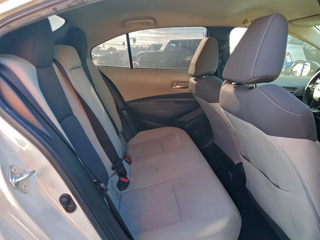 2020 Toyota Corolla Le VIN: JTDEBRBE9LJ017245 Lot: 95837375