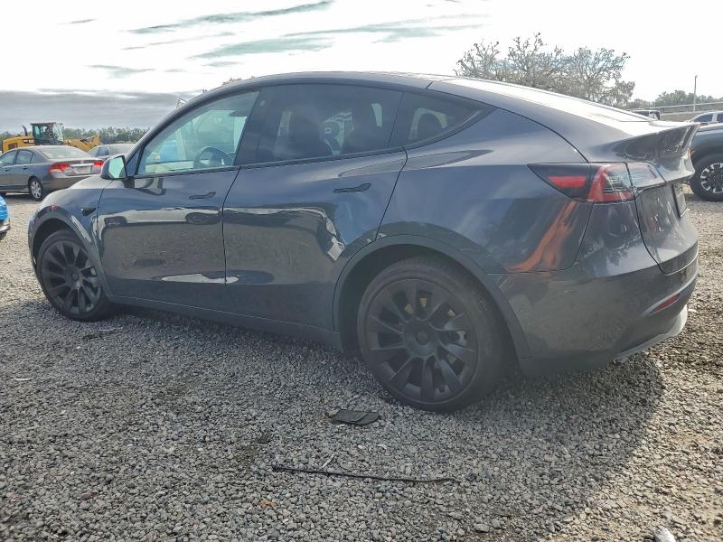  TESLA MODEL Y 2022 Srebrny