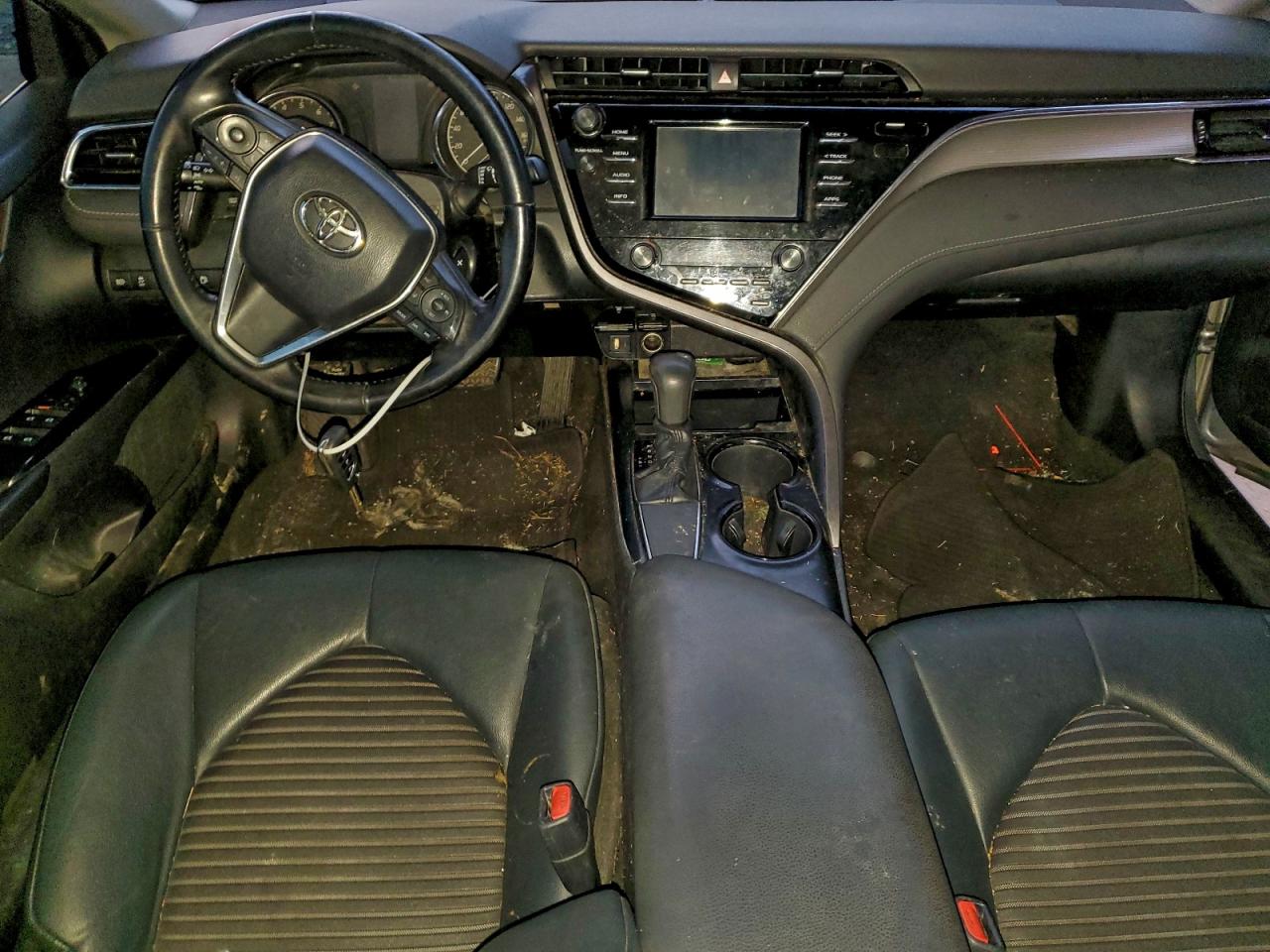 2018 Toyota Camry L VIN: 4T1B11HK3JU674568 Lot: 95003435