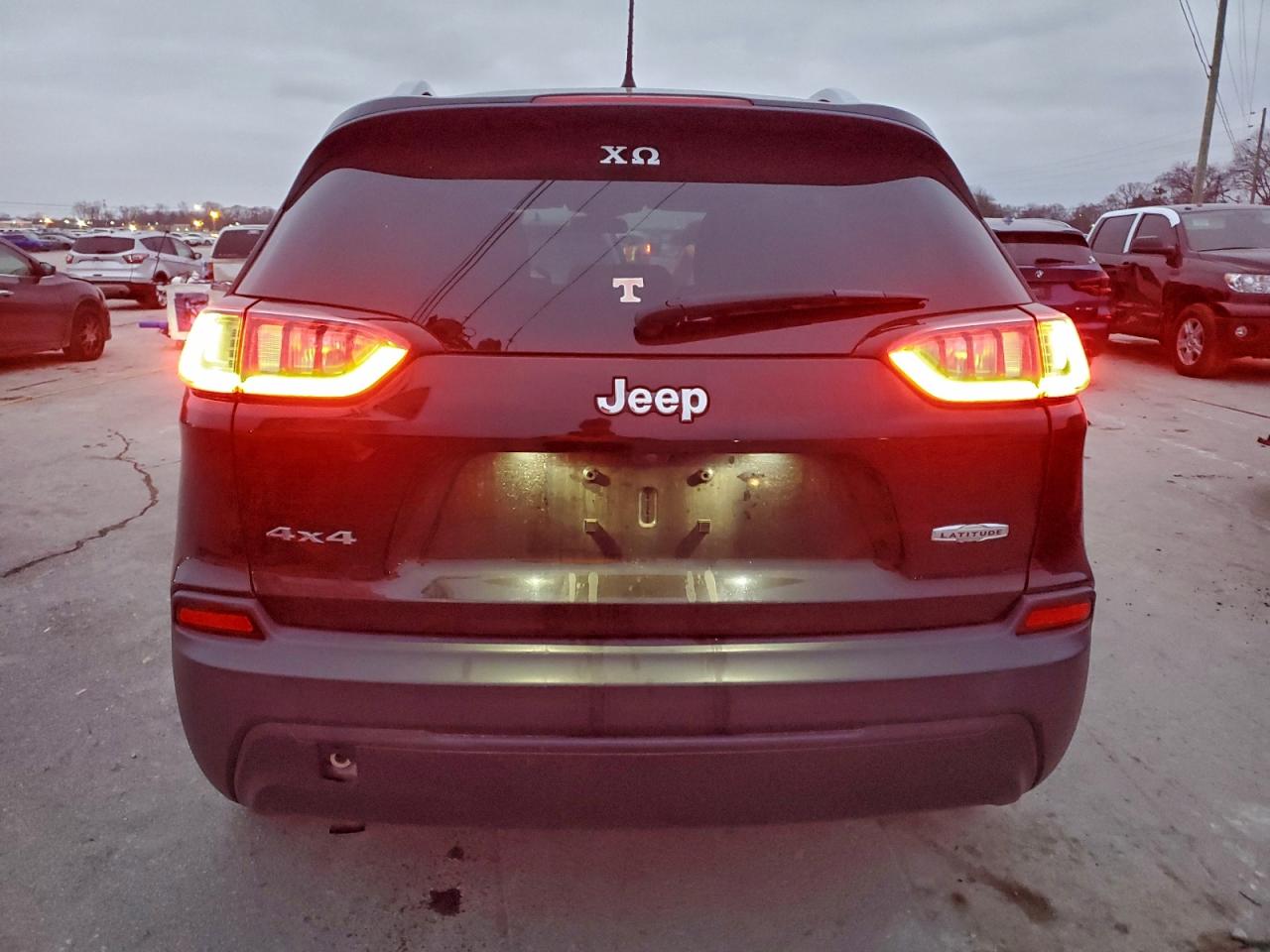 2020 Jeep Cherokee Latitude VIN: 1C4PJMCB0LD587085 Lot: 96156035