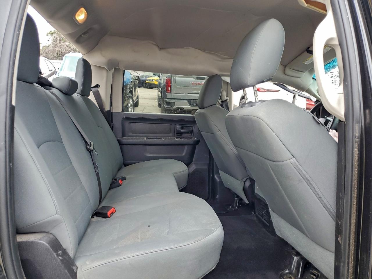 2016 Ram 1500 St VIN: 3C6RR7KT0GG169395 Lot: 95425955