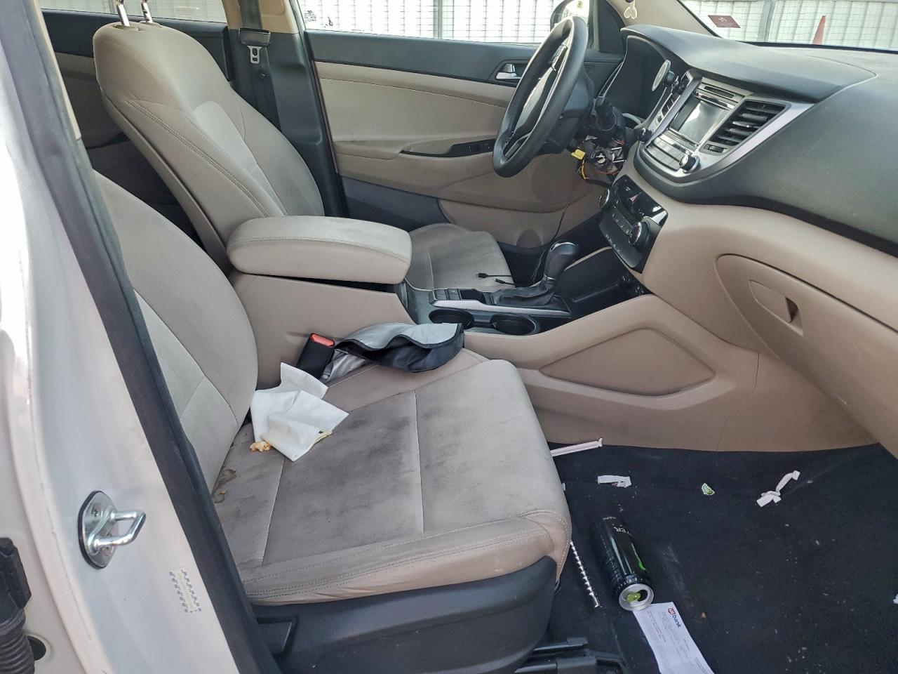 2017 Hyundai Tucson Se VIN: KM8J23A47HU411042 Lot: 94827475