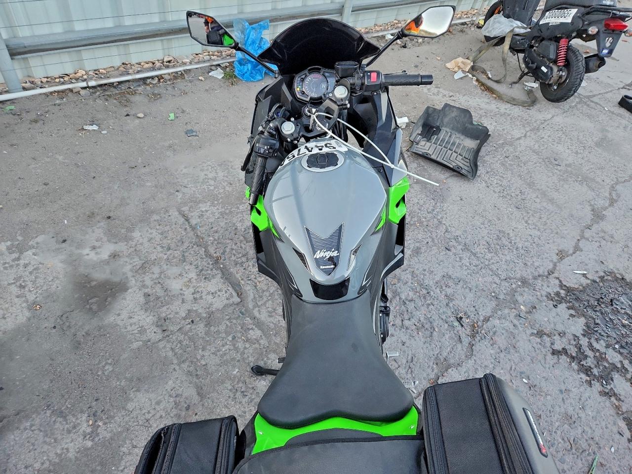 2019 Kawasaki Ex400 VIN: JKAEXKG16KDA33704 Lot: 94475425