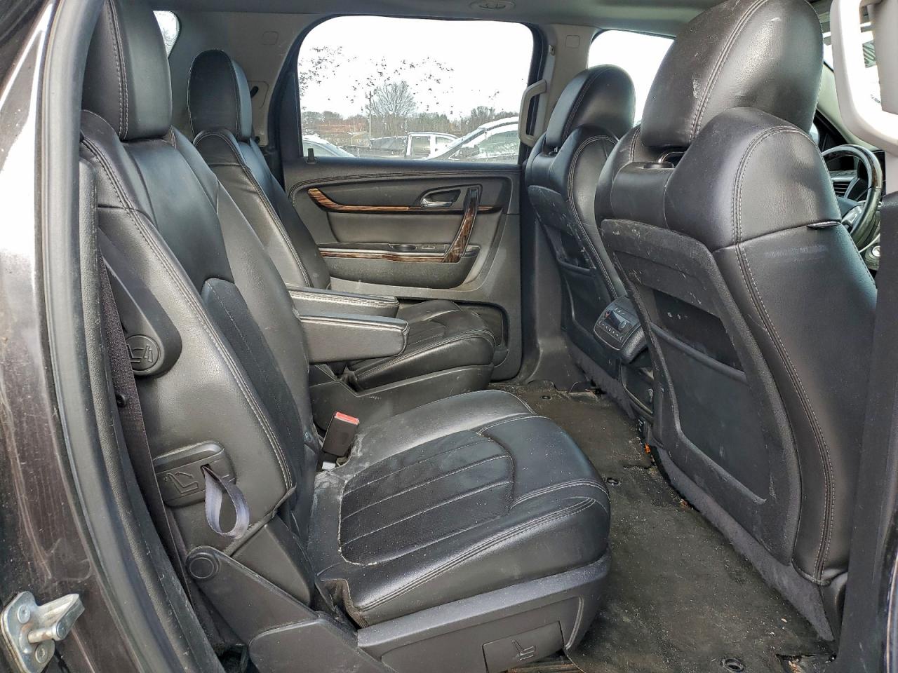 2015 GMC Acadia Denali VIN: 1GKKVTKD1FJ300097 Lot: 97304405