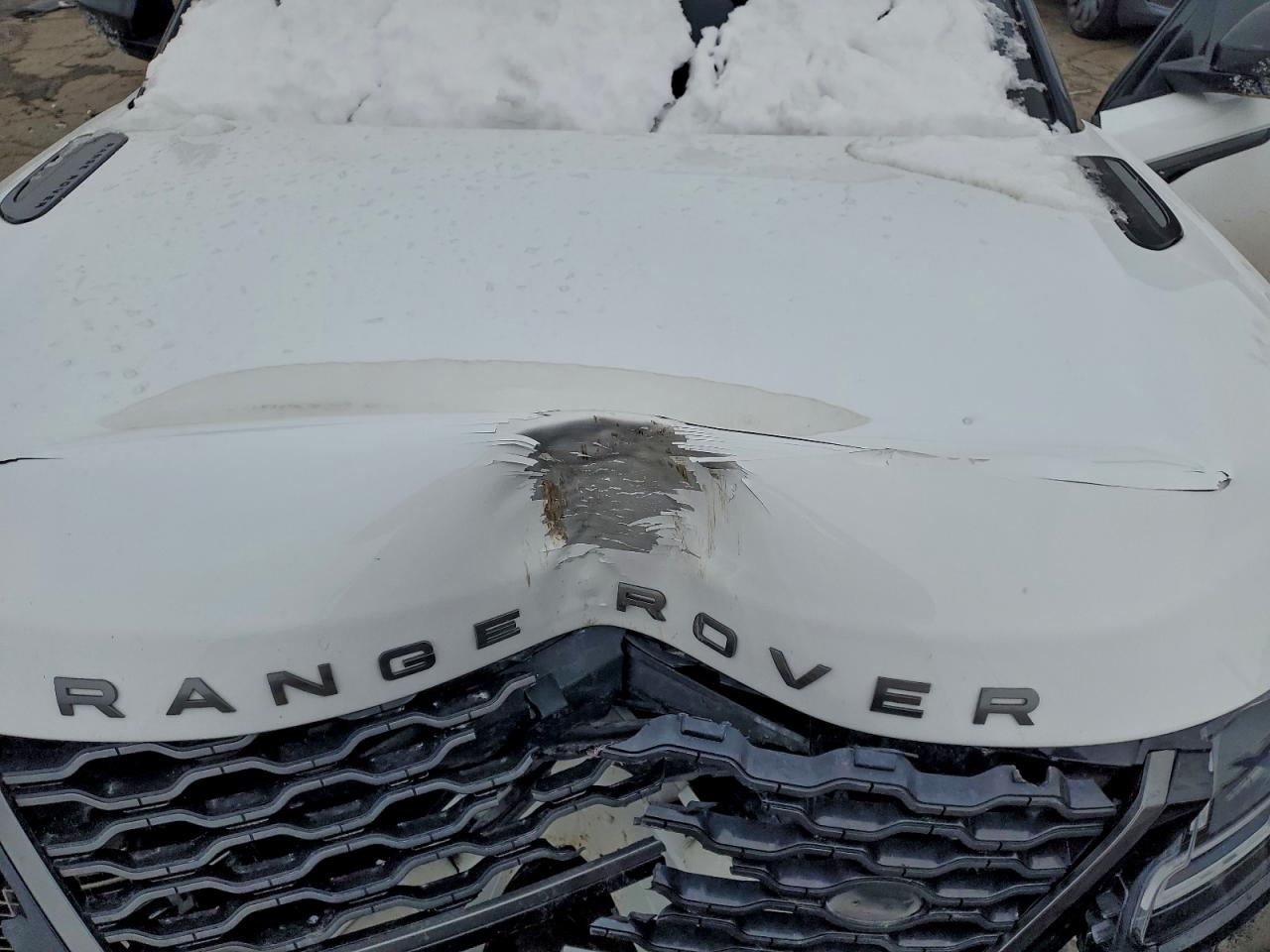 2018 Land Rover Range Rover Velar R-Dynamic Se VIN: SALYL2RV8JA730814 Lot: 96136295