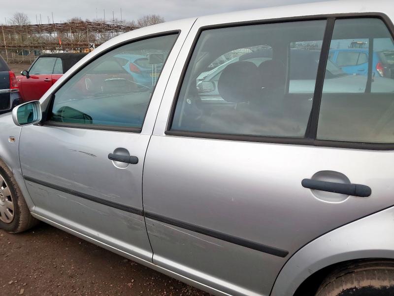 2002 VOLKSWAGEN GOLF 1.9 SE TDI 100 5DR