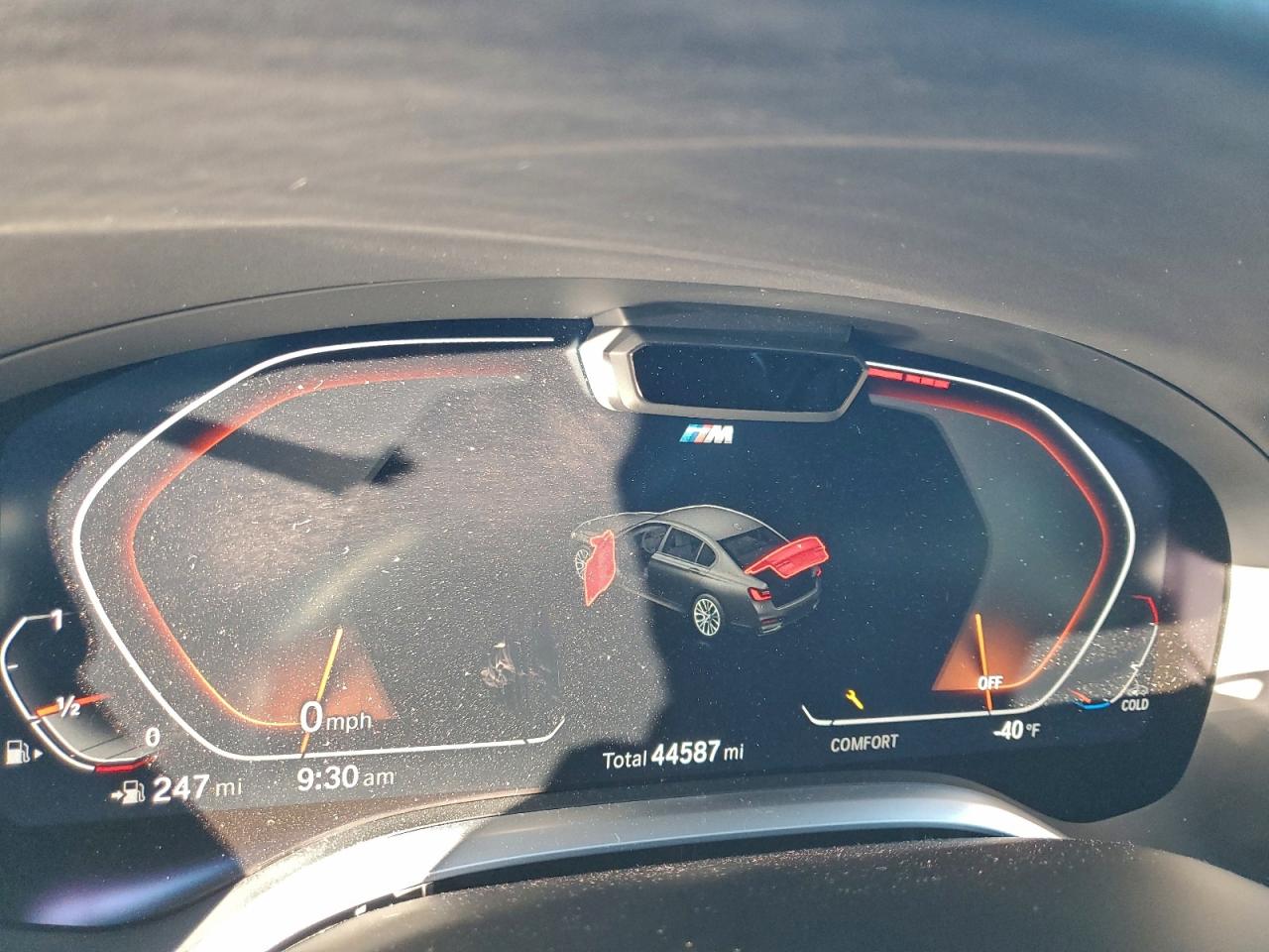 Фото: WBA7U2C03NCH46779