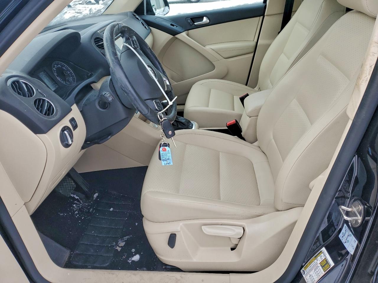 2016 Volkswagen Tiguan S VIN: WVGBV7AX4GW553901 Lot: 94710075