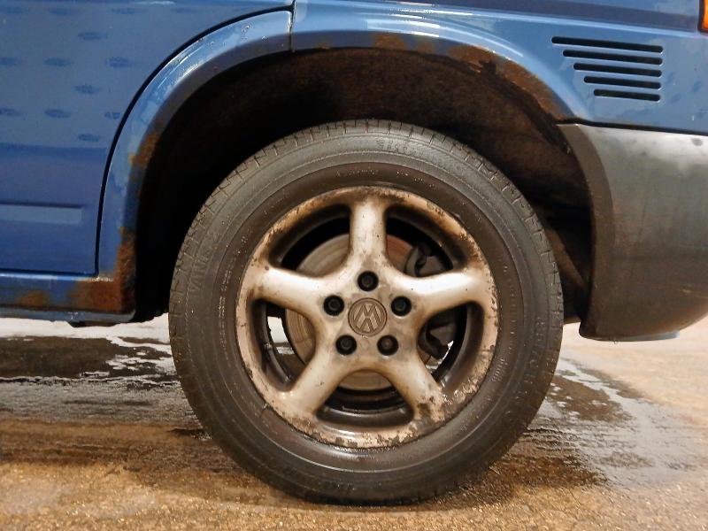 2001 VOLKSWAGEN 800 SPECIAL TD SWB 