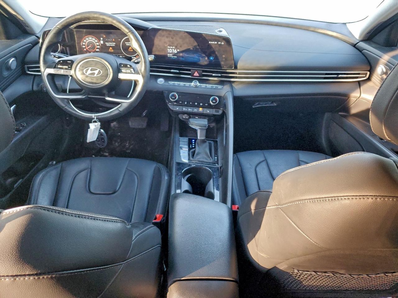 2025 Hyundai Elantra Luxury VIN: KMHLN4DG8SU866792 Lot: 96949285