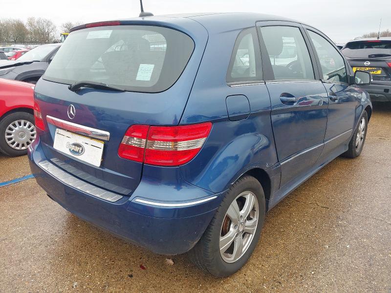 2010 MERCEDES-BENZ B CLASS B160 SE 5DR CVT AUTO