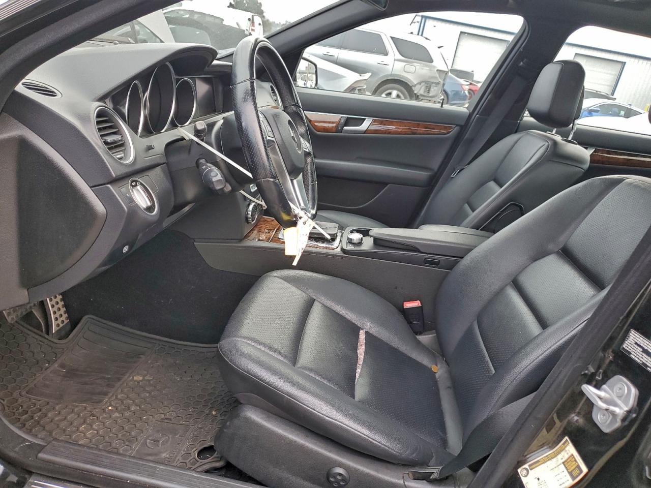 2012 Mercedes-Benz C 250 VIN: WDDGF4HBXCR220634 Lot: 96200275