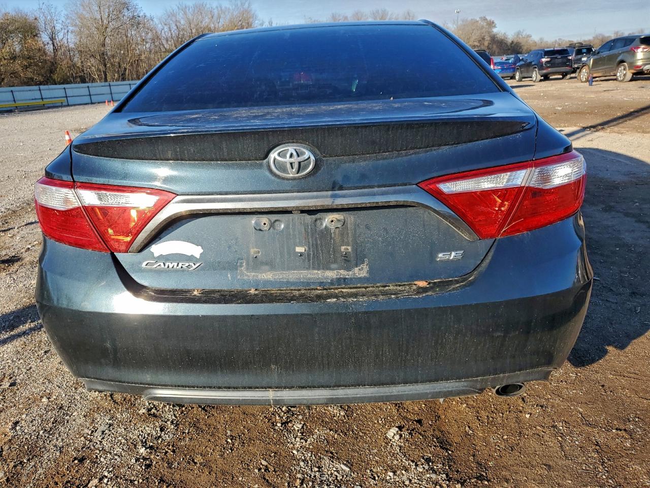 2016 Toyota Camry Le VIN: 4T1BF1FK8GU551751 Lot: 95438845