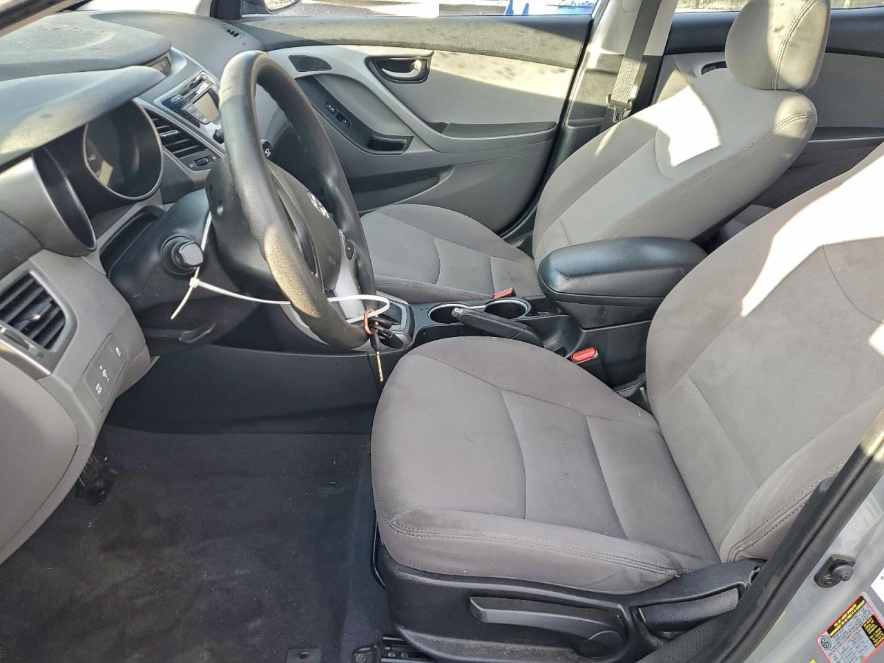 2016 Hyundai Elantra Se VIN: 5NPDH4AE5GH678963 Lot: 97636785