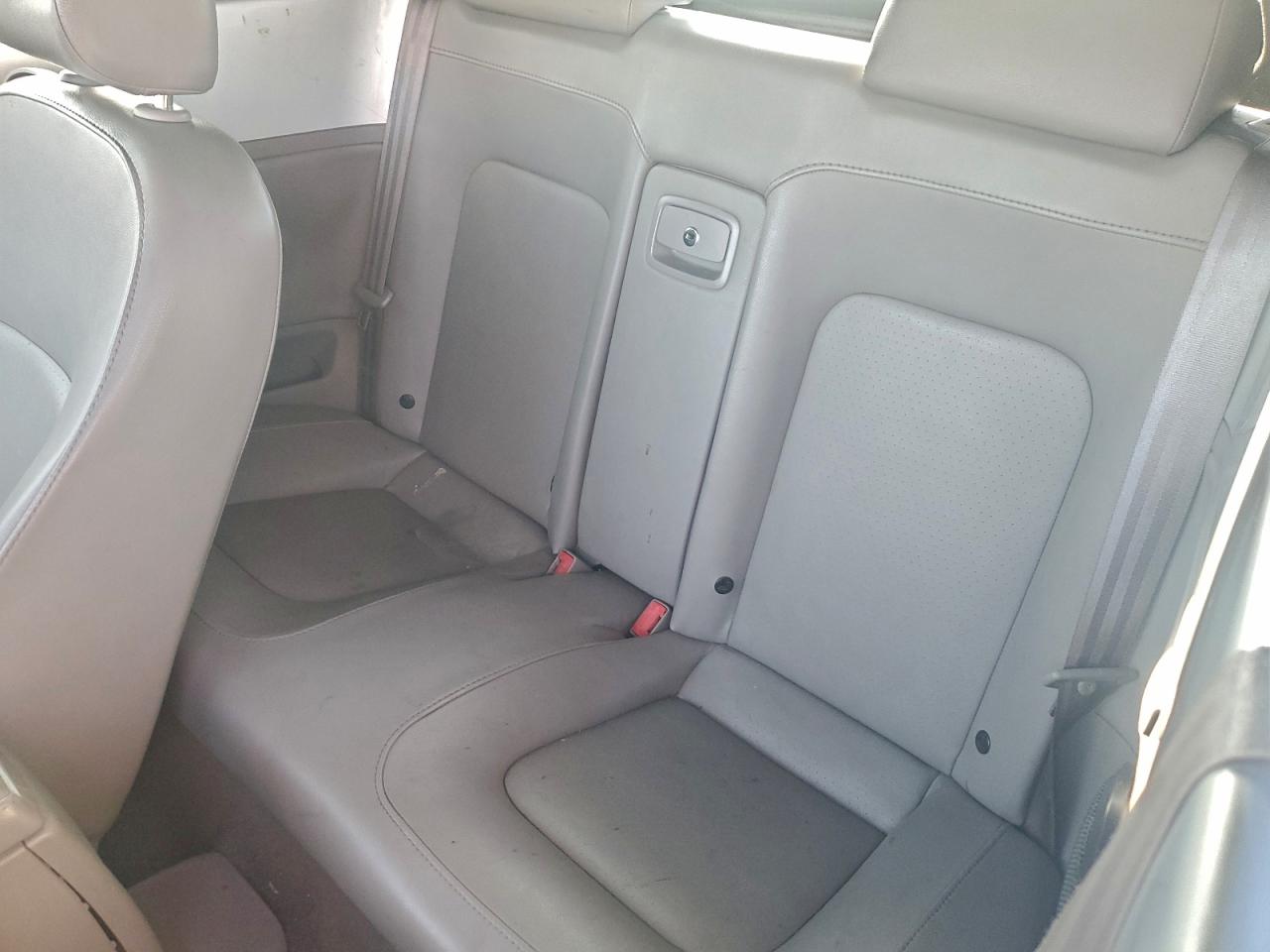 2004 Volkswagen New Beetle Gl VIN: 3VWBM31Y94M342050 Lot: 95854525