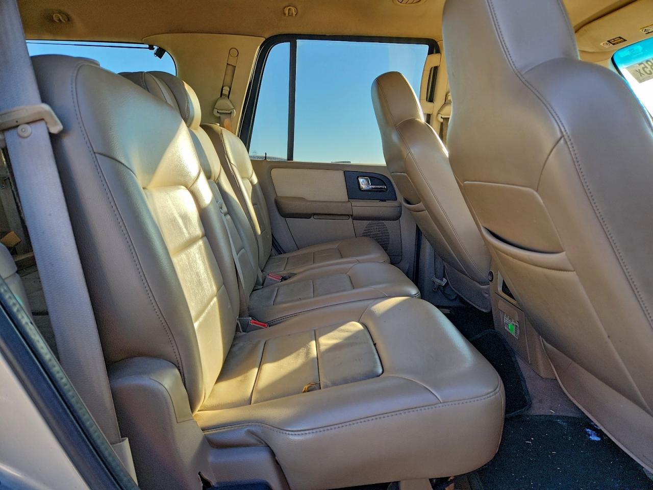 2005 Ford Expedition Xlt VIN: 1FMPU16525LA50900 Lot: 94701685