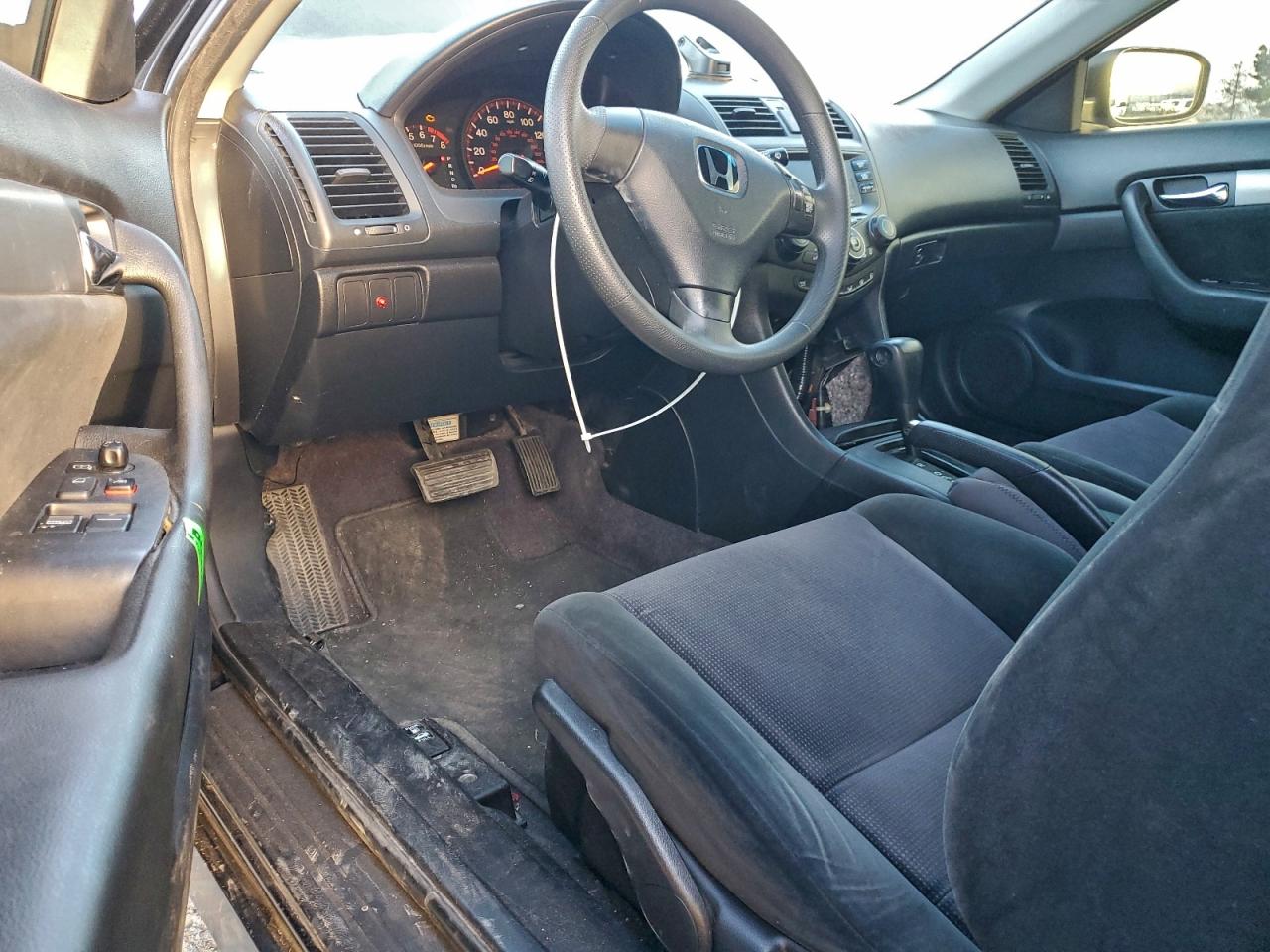 2004 Honda Accord Lx VIN: 1HGCM72304A023622 Lot: 96006565