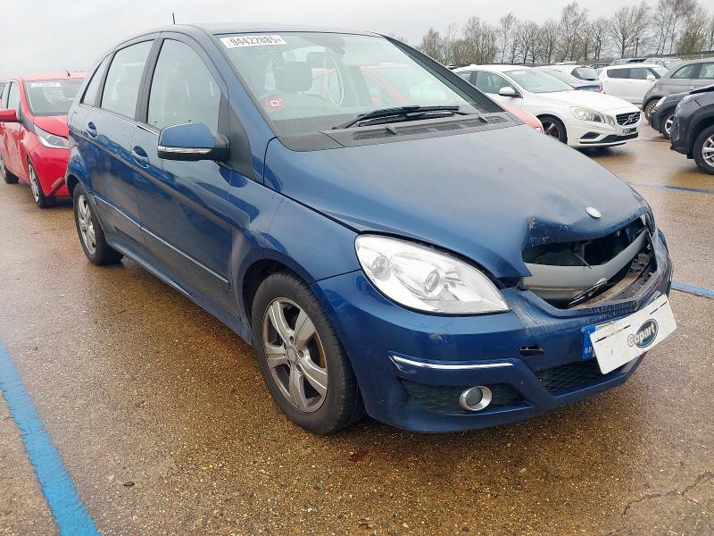 2010 MERCEDES-BENZ B CLASS B160 SE 5DR CVT AUTO