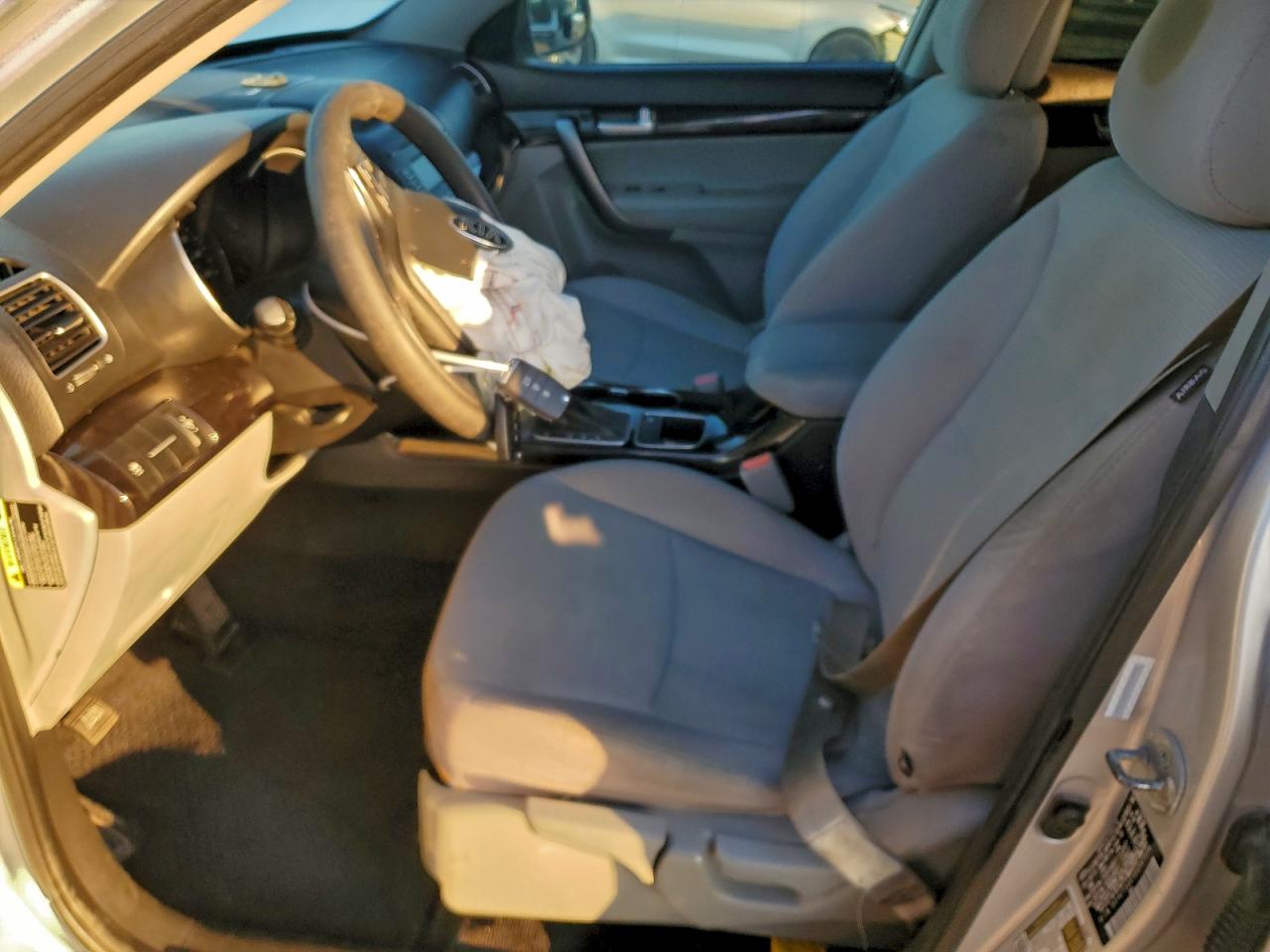 2014 Kia Sorento Lx VIN: 5XYKT3A61EG547316 Lot: 95221805