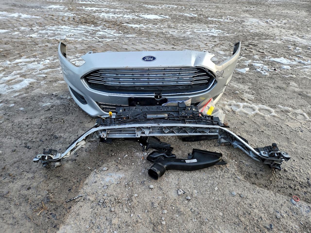 2015 Ford Fusion Se Hybrid VIN: 3FA6P0LU1FR204115 Lot: 93910515