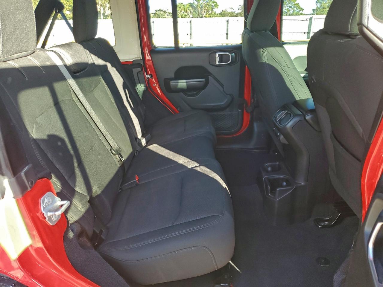 2019 Jeep Wrangler Unlimited Sport VIN: 1C4HJXDG3KW506101 Lot: 97944925