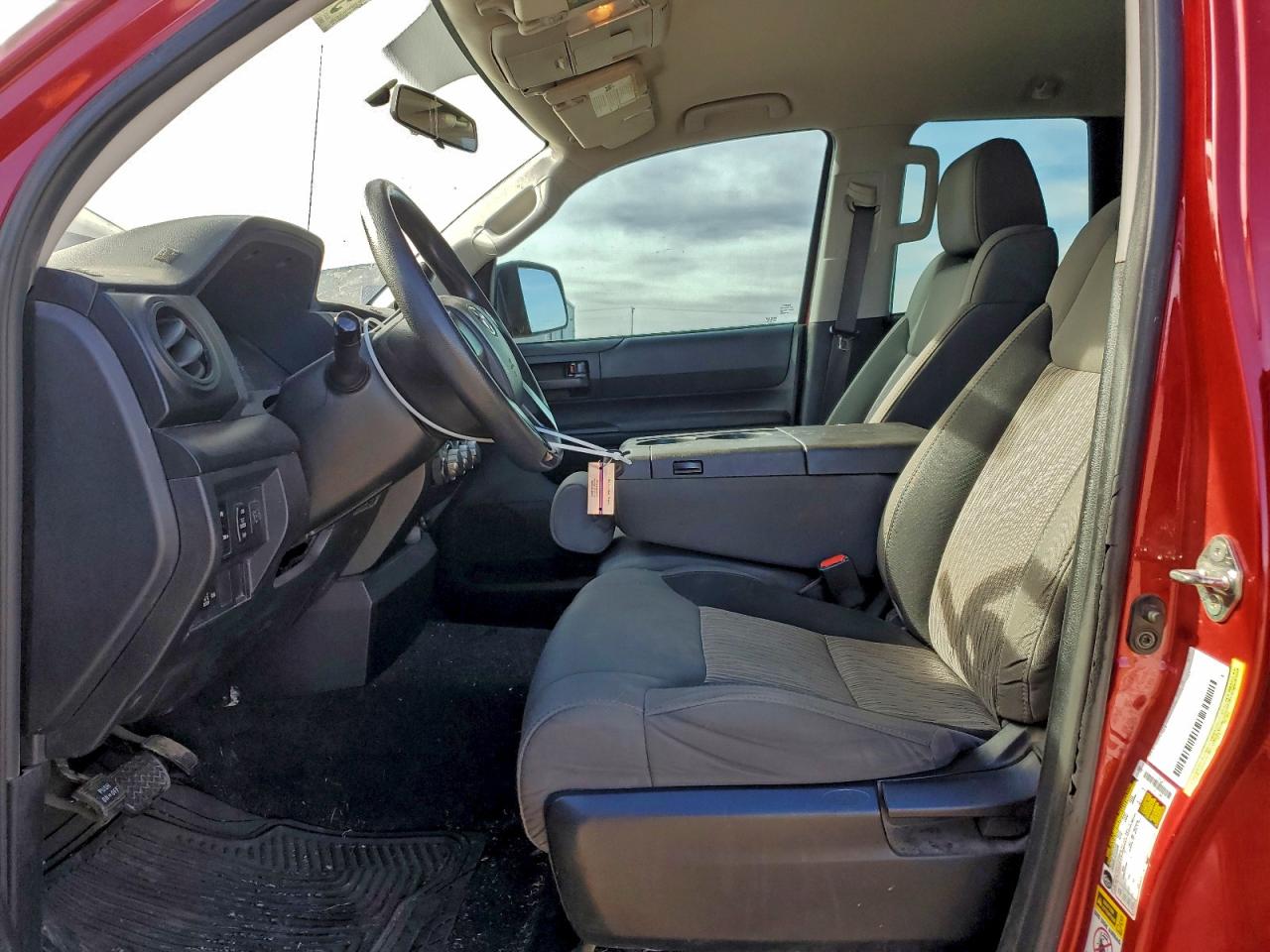 2017 Toyota Tundra Double Cab Sr VIN: 5TFUW5F10HX647658 Lot: 95769975