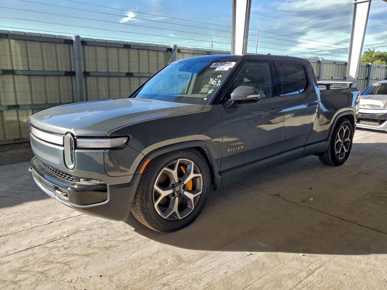 2023 Rivian R1T Adventure