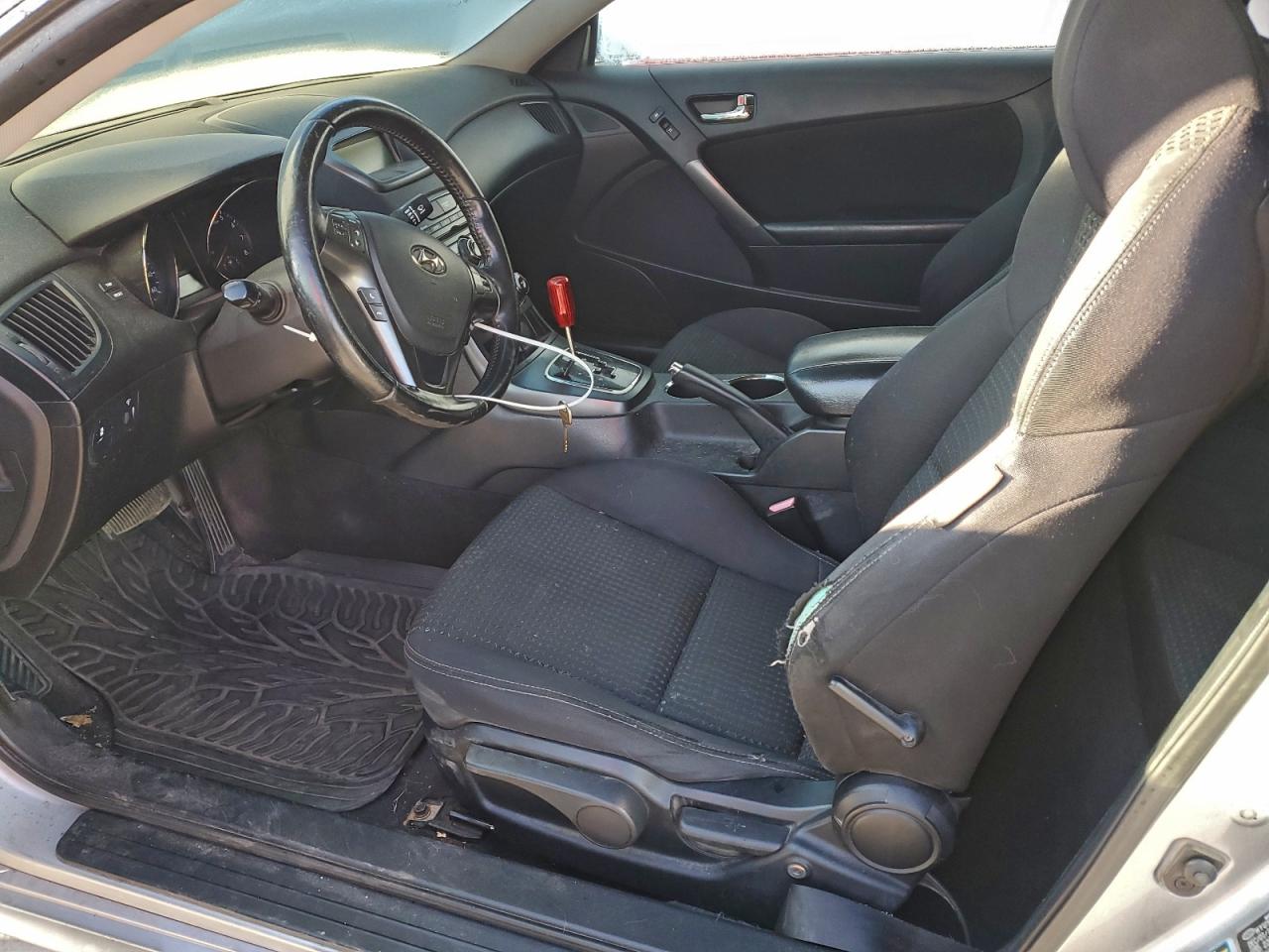2012 Hyundai Genesis Coupe 2.0T VIN: KMHHT6KD8CU077723 Lot: 94880685