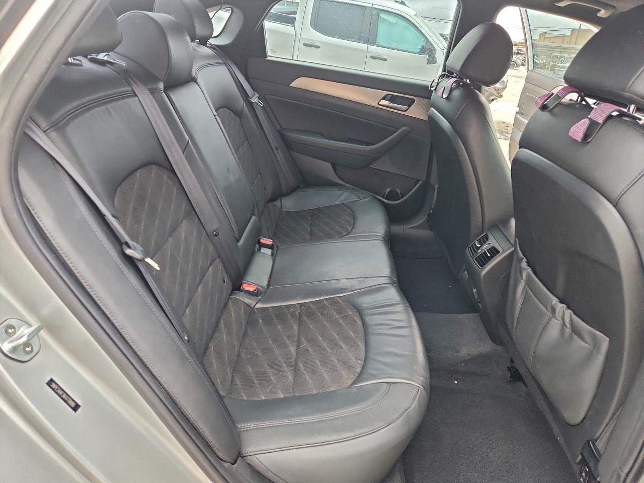 2019 Hyundai Sonata Limited VIN: 5NPE34AF3KH778886 Lot: 95584855