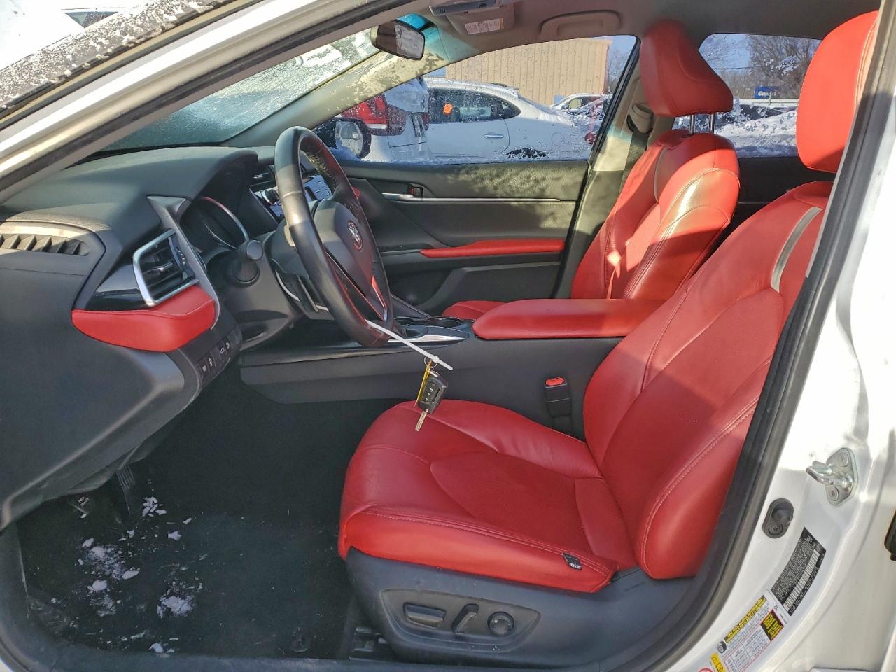 2018 Toyota Camry L VIN: 4T1B11HK7JU561948 Lot: 97008105