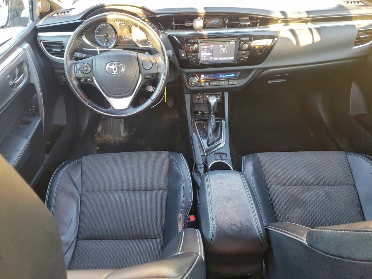 2015 Toyota Corolla L VIN: 2T1BURHE4FC402443 Lot: 94650445