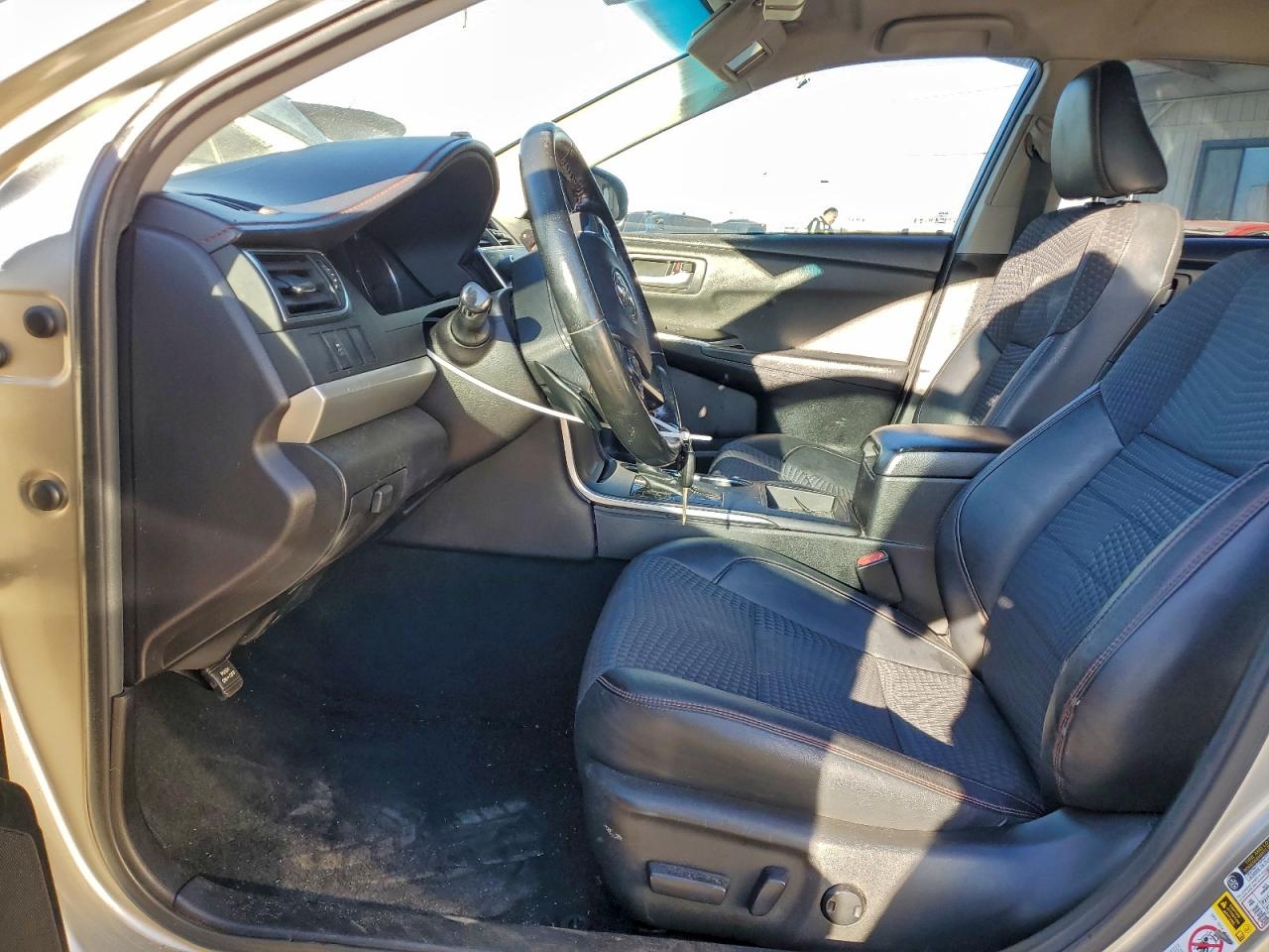 2015 Toyota Camry Le VIN: 4T1BF1FK8FU018216 Lot: 94819895