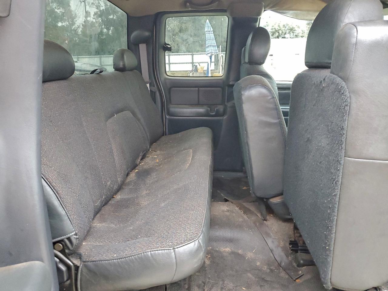 2002 Chevrolet Silverado C1500 VIN: 2GCEC19T721349082 Lot: 95271525