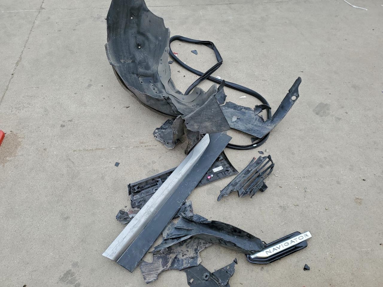 2018 Lincoln Navigator Select VIN: 5LMJJ2HT6JEL04748 Lot: 94705225