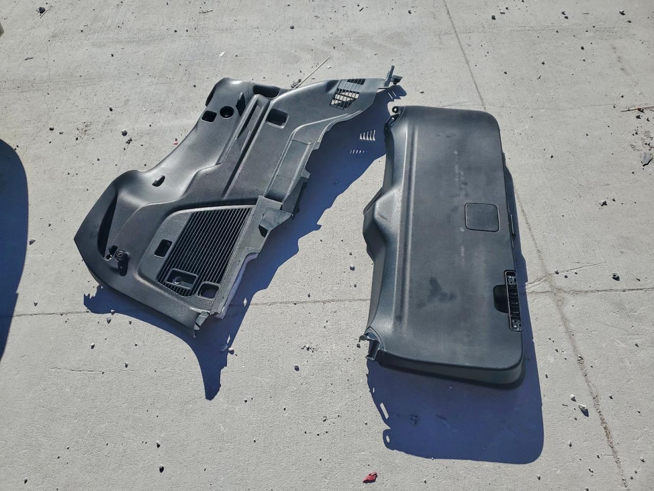 2019 Subaru Ascent Premium VIN: 4S4WMAED6K3483247 Lot: 95962965