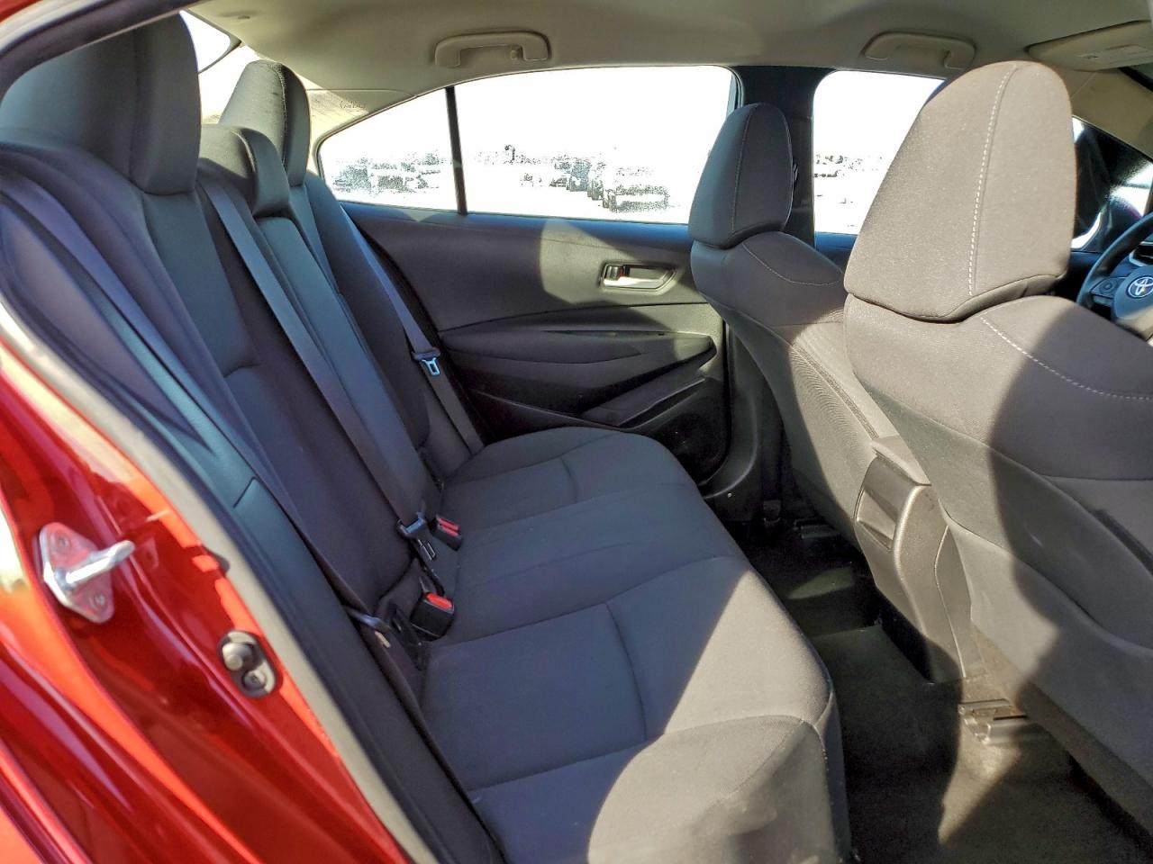 2021 Toyota Corolla Le VIN: 5YFEPMAE5MP240269 Lot: 96309845