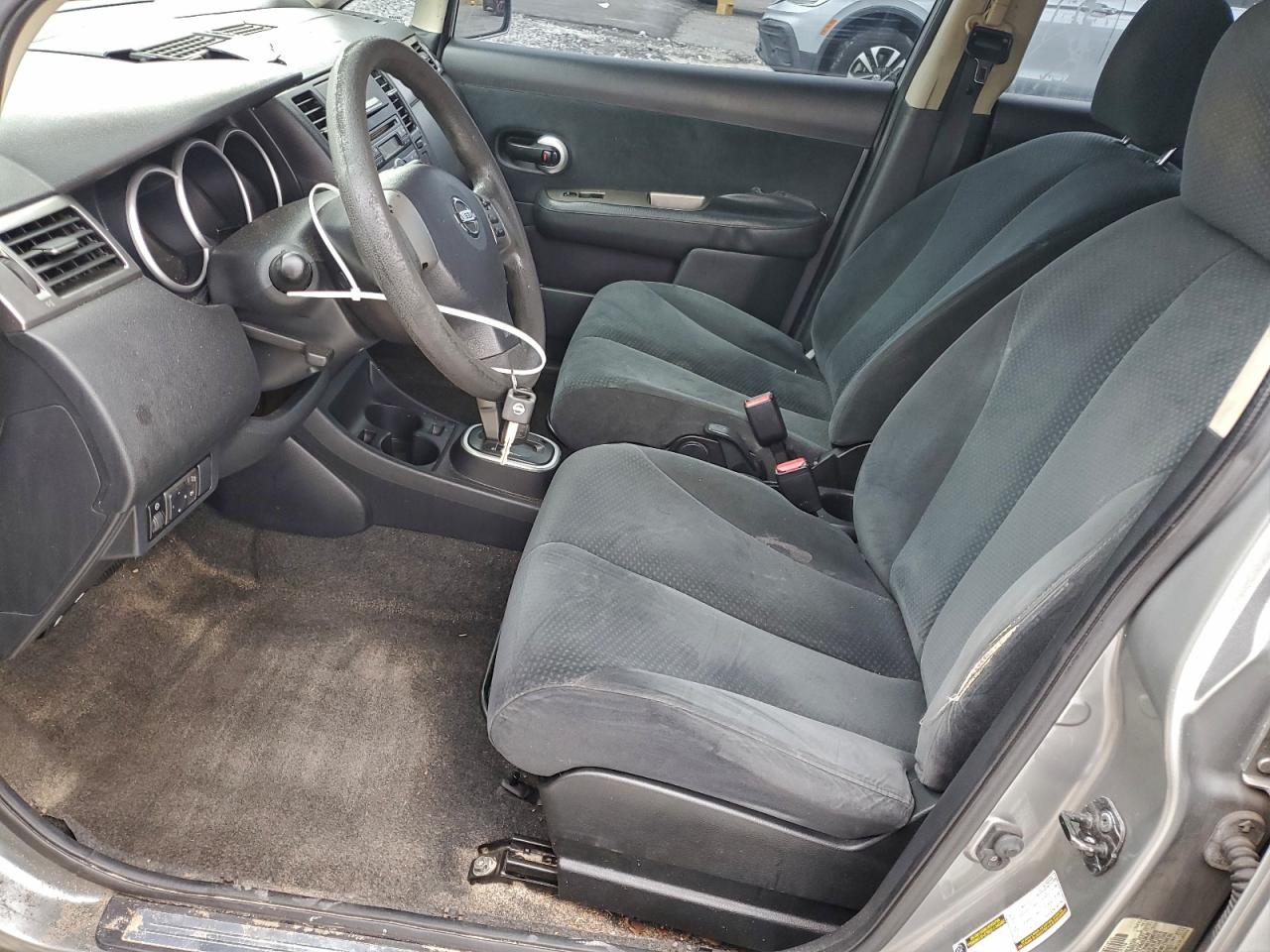 2010 Nissan Versa S VIN: 3N1BC1AP6AL371933 Lot: 95093135