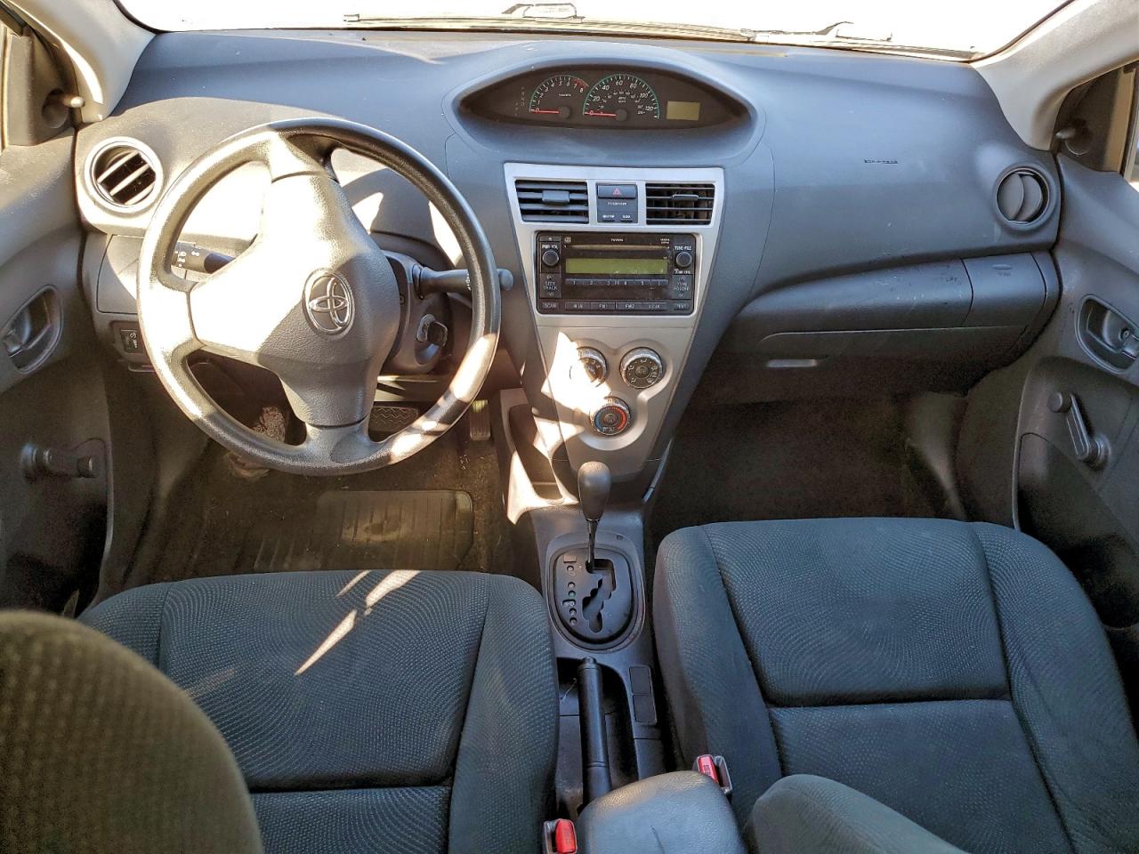 2009 Toyota Yaris VIN: JTDBT903394045597 Lot: 95345935